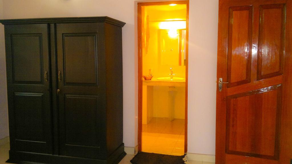 Serendib Guest House Negombo Room photo
